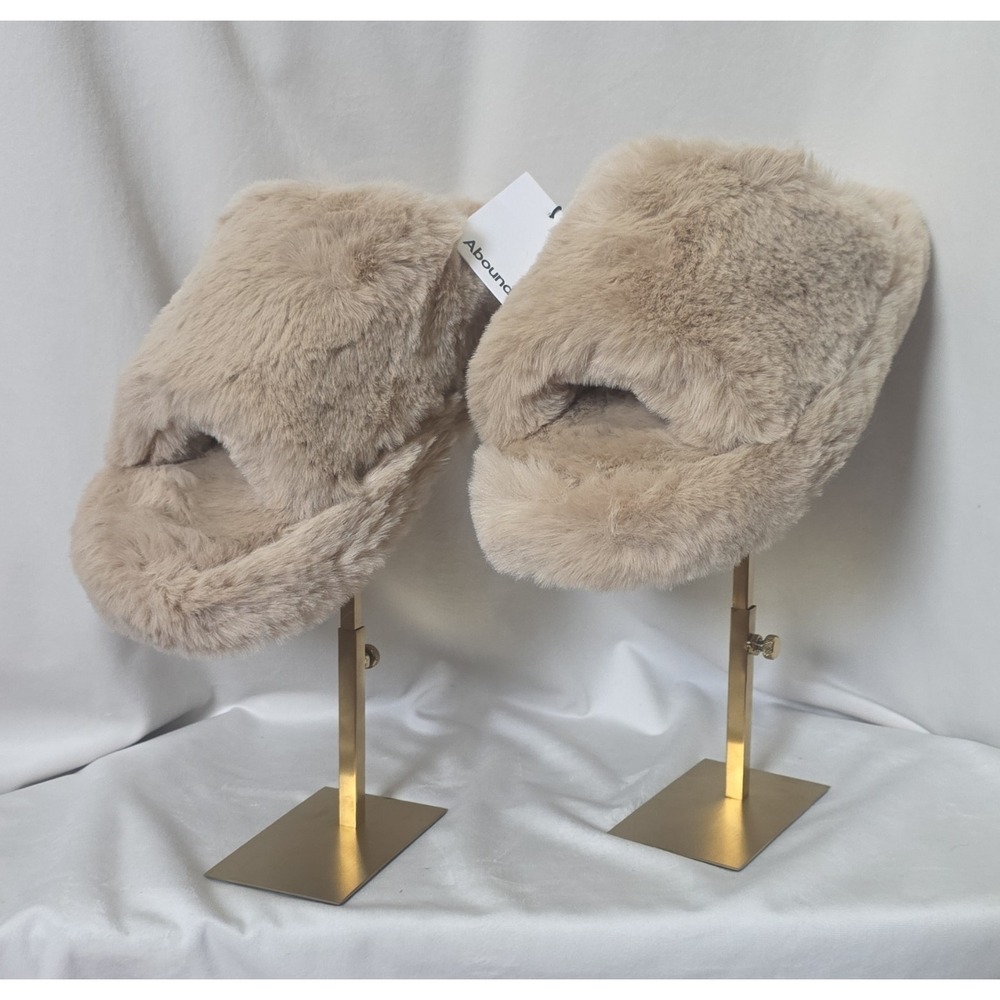 NWT Abound Beige Faux Fur Slide Slippers Open Toe Fur Trim Women's XL (US 11-12)